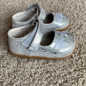 See Kai run girls silver metallic Mary Janes